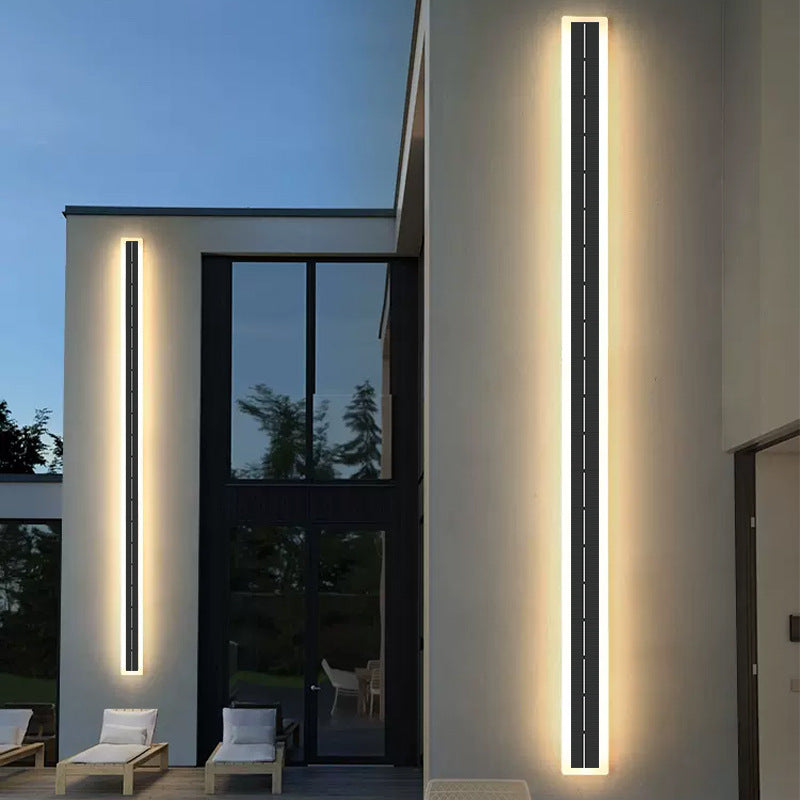Outdoor Wall Light